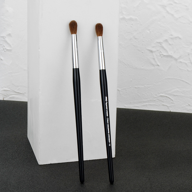 Pinceau professionnel conique  - Beauty Blender In Makeup avis et prix